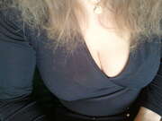 Photos des seins de Vale, Trop chaud